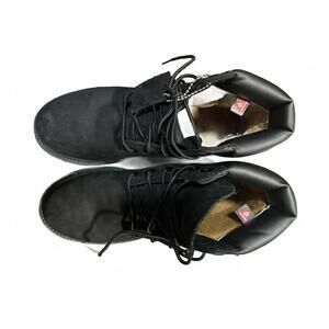 Kids’ Timberland Boots Size 5Y - Classic Black, Durable & Stylish!